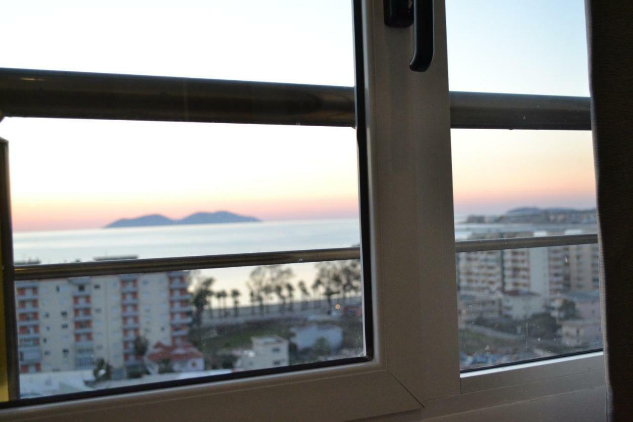 Seaview Penthouse 2 Bedrooms Apartment & Box Garage วญอเรอ ภายนอก รูปภาพ