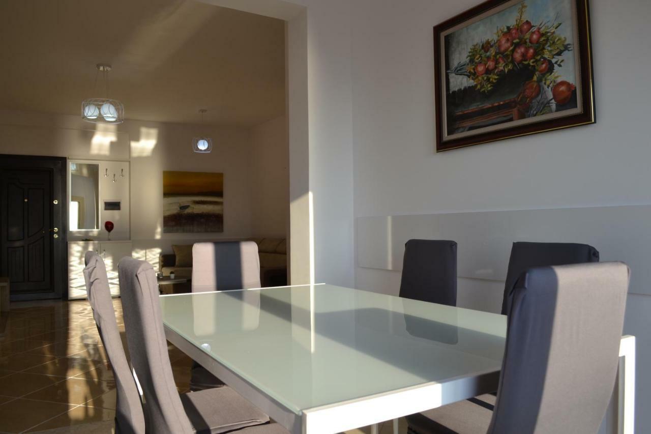 Seaview Penthouse 2 Bedrooms Apartment & Box Garage วญอเรอ ภายนอก รูปภาพ